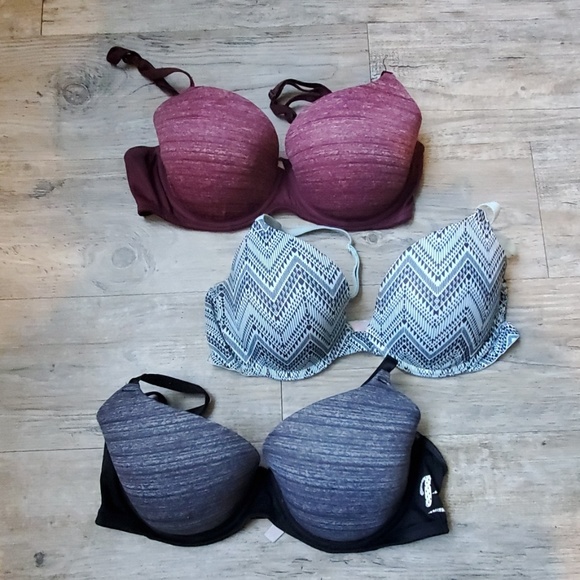 PINK Victoria's Secret Other - 34C Victoria Secret Classic PINK bras